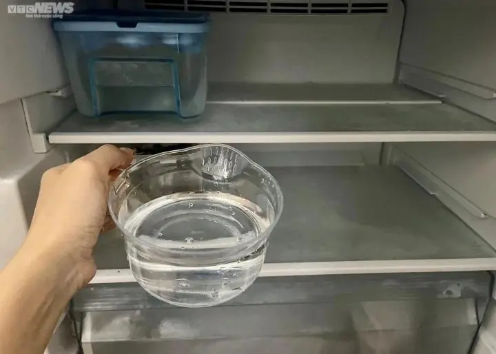 Can a Bowl of Water in Your Refrigerator Really Save Energy? The Truth Behind a Popular Household Hack