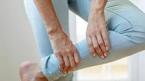 If Your Legs Cramp While You Sleep, Don't Ignore These Possible Warning Signs
