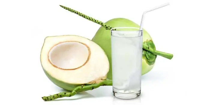 Coconut Water Has Benefits—But These 6 Groups May Need Extra Caution