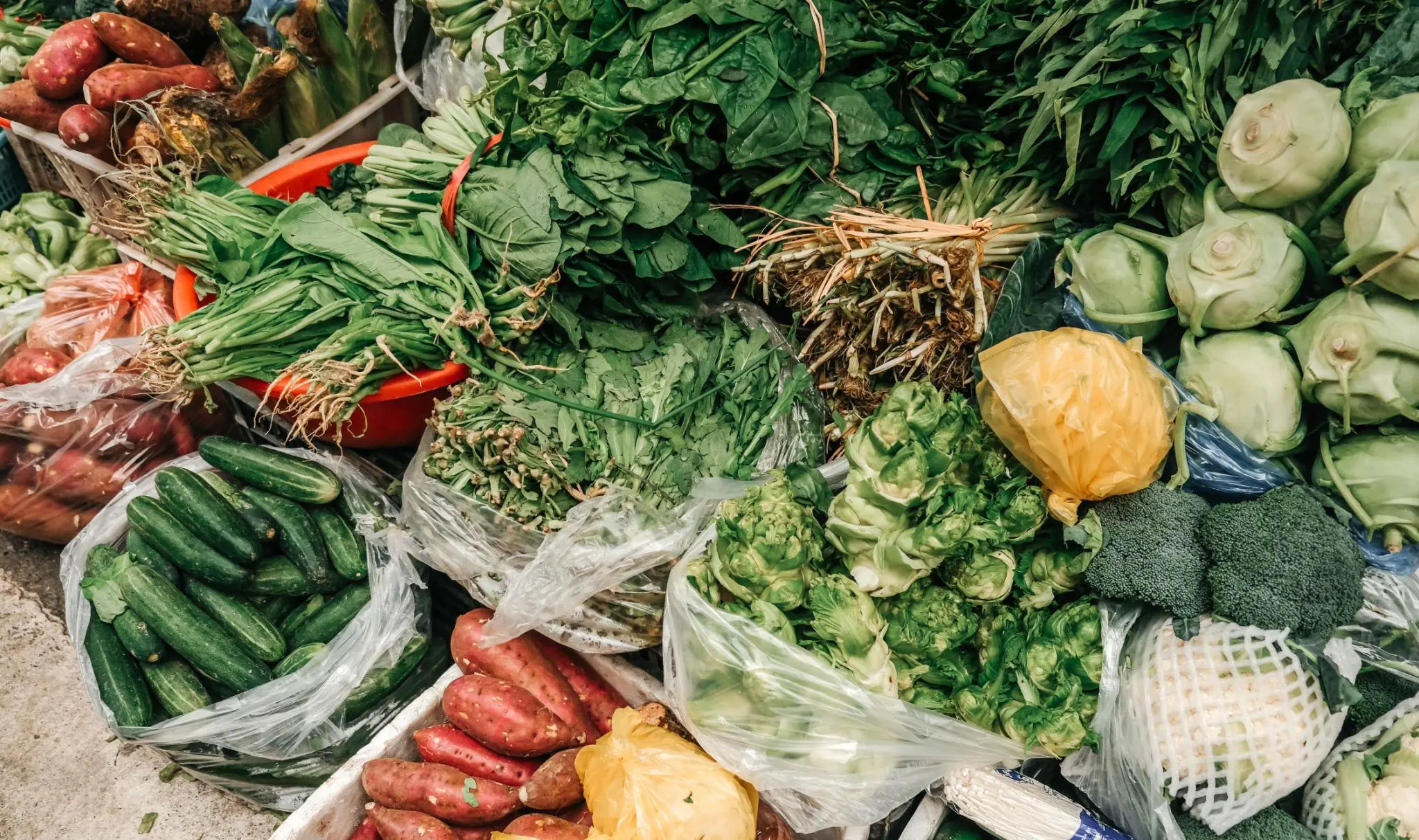 4 Affordable Vegetables Packed With More Calcium Than Eggs and Milk