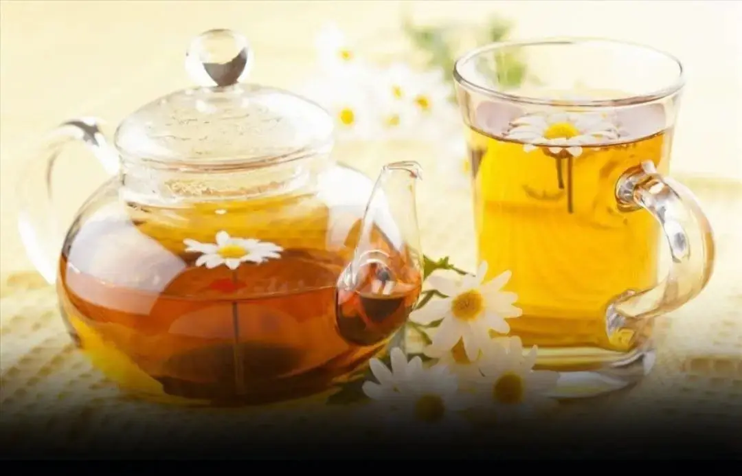 6 drinks to help you sleep better