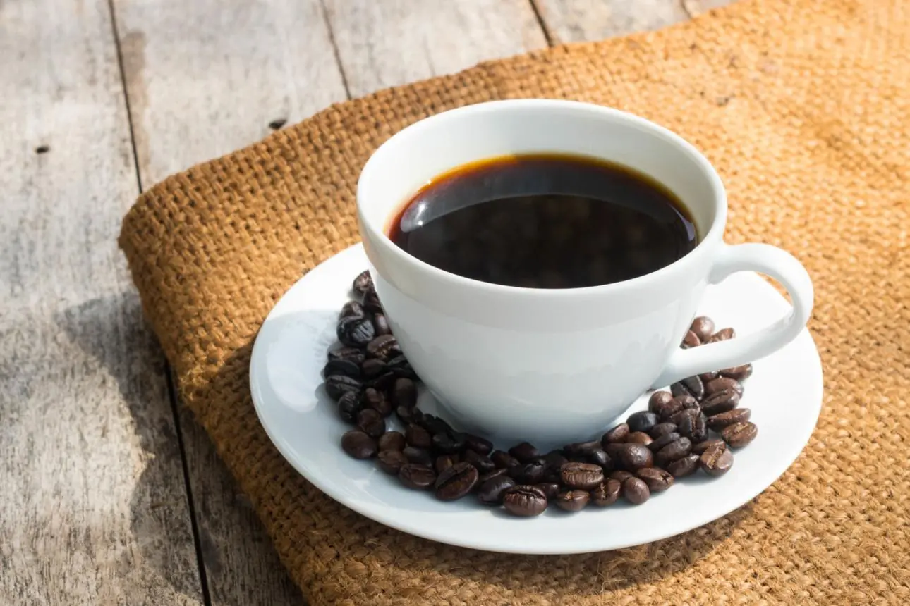 A 50-Year-Old Man Developed Kidney Failure After a Hidden Mistake in His Daily Black Coffee Routine