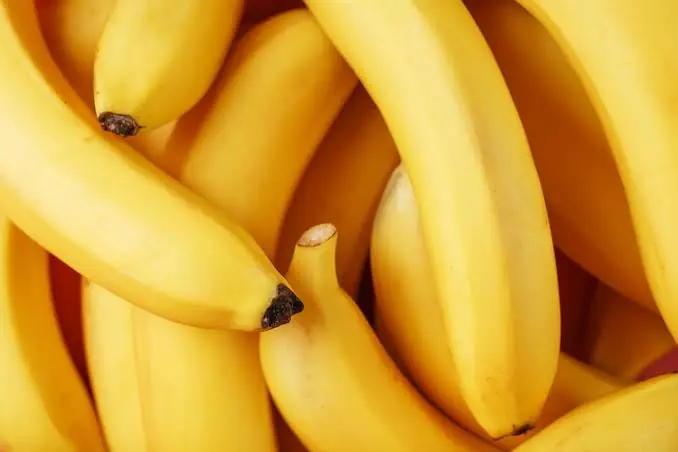 The Surprising Effects of Eating a Banana Before Sleep—Doctors Explain