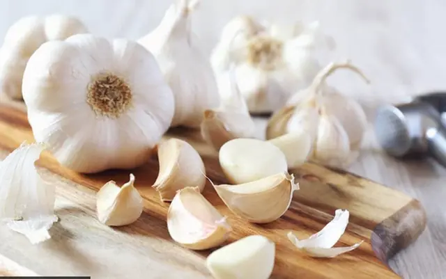 Garlic Is Considered a Superfood, but Improper Consumption May Cause Unwanted Effects
