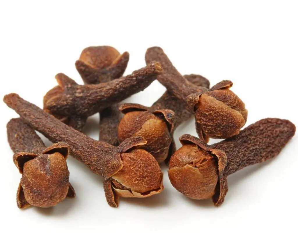 Every woman should know that clove has the power to... See more.