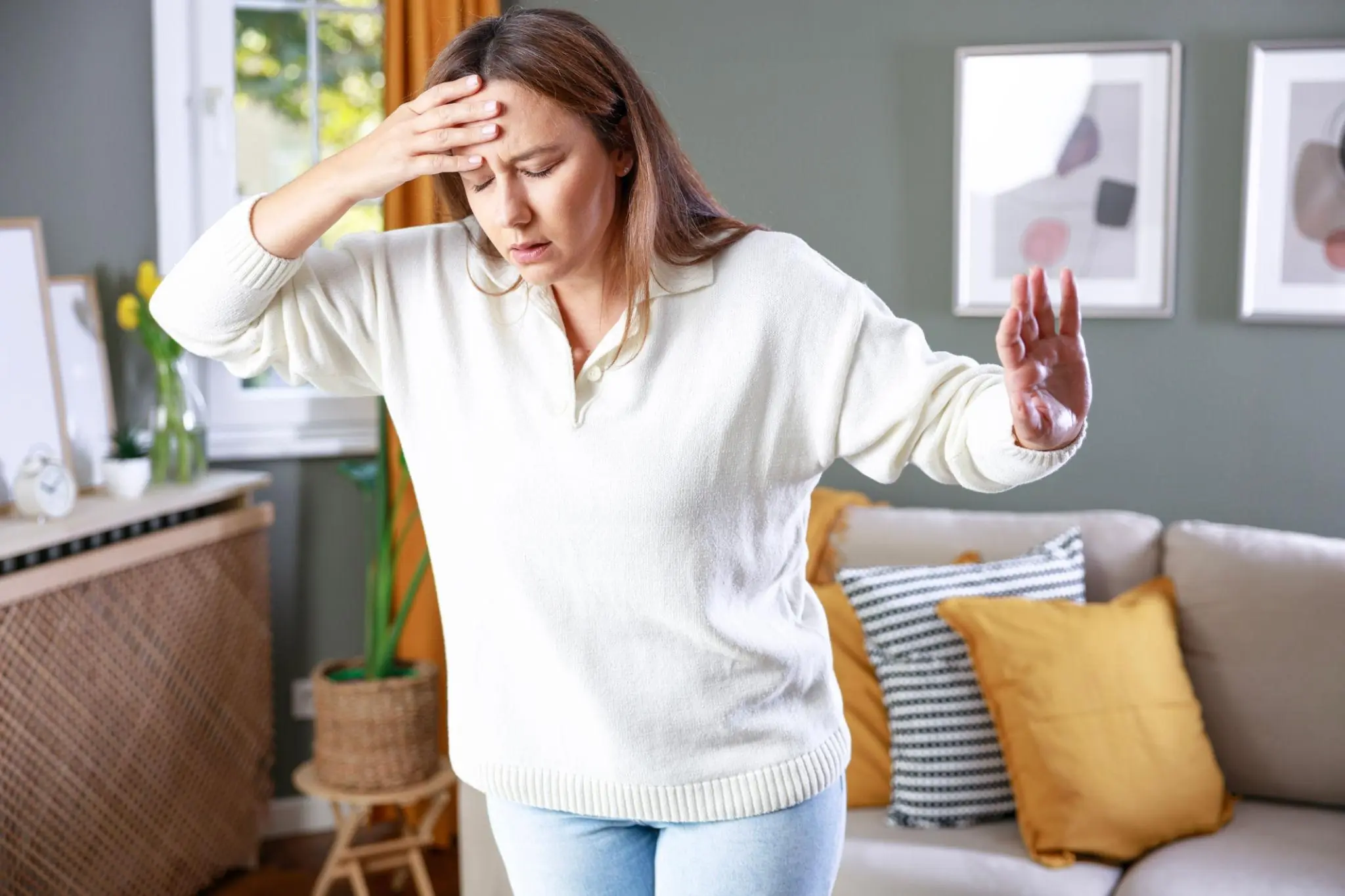 10 Early Warning Signs of a Stroke Everyone Should Know to Take Prompt Action
