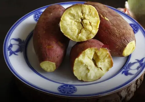 This "strongest anti-cancer food" is widely available in every market at a cheap price
