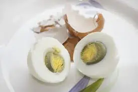 Don't Throw It Away Yet—Here's What a Green Ring Around an Egg Yolk Means
