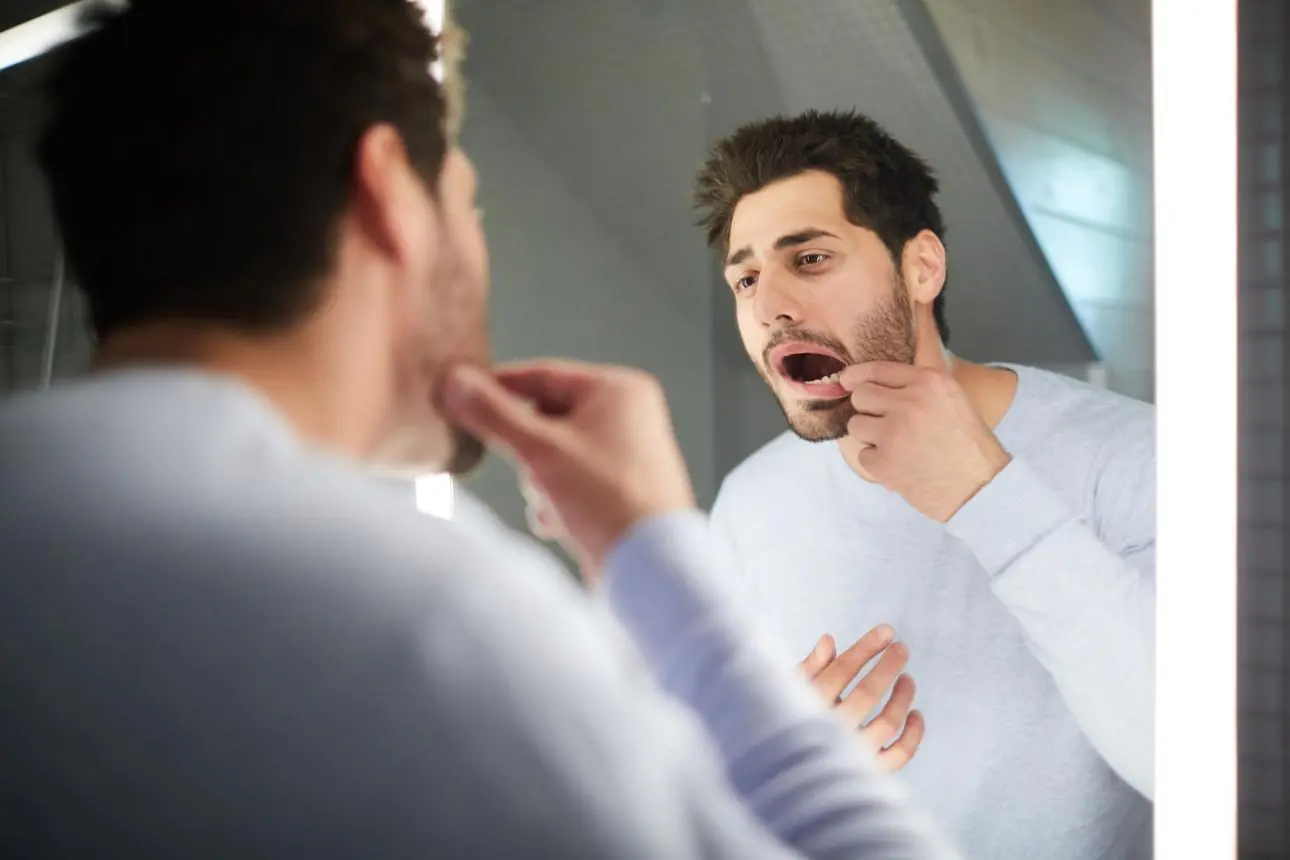 Four Oral Changes That May Be Early Warning Signs of Oral Can.cer