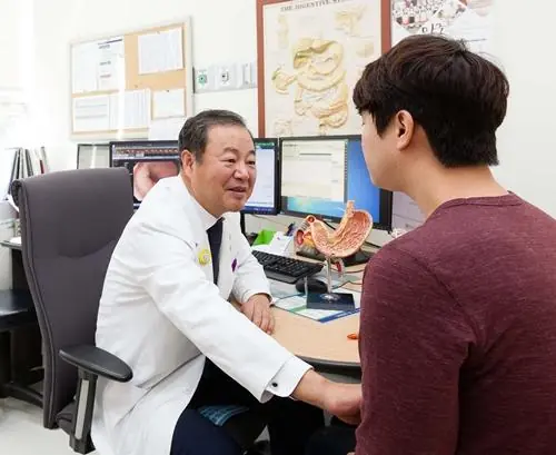 Family of Four Brothers Diagnosed with Stomach Can.Cer: Doctors Point to Two Common Lifestyle Habits That May Have Increased the Risk