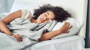 The Hidden Effects of Sleeping on Your Right Side, According to Experts