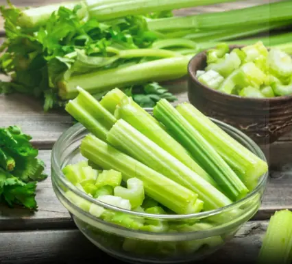 Proven Health Benefits of Celery & Nutrition Facts (Evidence Based)