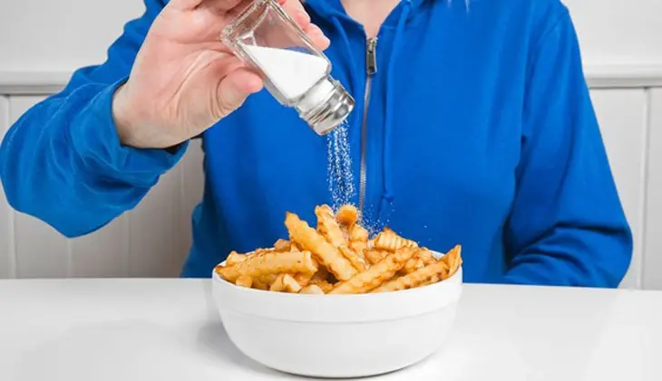 6 Foods That May Interfere With Calcium Absorption When Eaten in Large Amounts