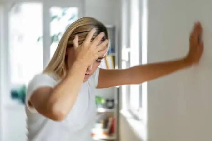5 Mini Stroke Warning Signs Doctors Say Everyone Should Know