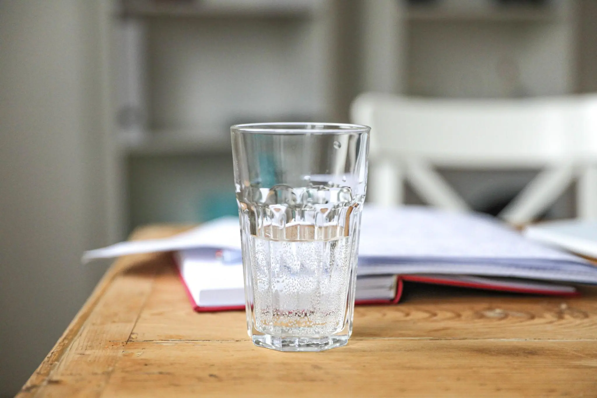 10 Signs You're Not Drinking Enough Water – Stay Hydrated Before It's Too Late