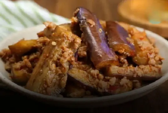 Eggplant is the king of vegetables but not everyone can eat it
