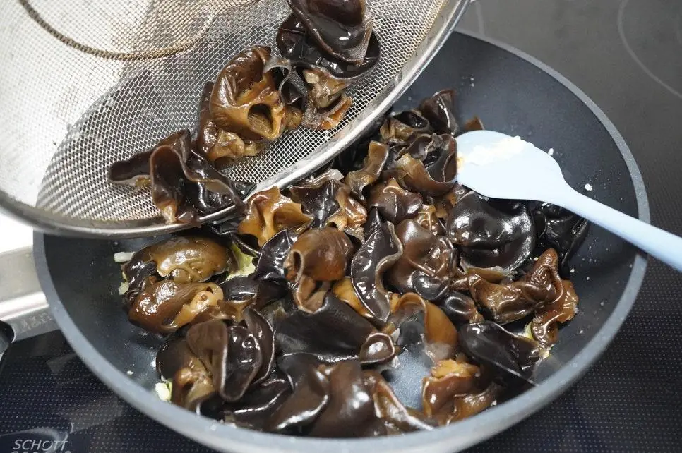 33-Year-Old Man Diagnosed With Term.inal Li.ver Ca.ncer—Doctor Reveals 4 Everyday Foods That May Be Quietly Damaging Your Li.ver