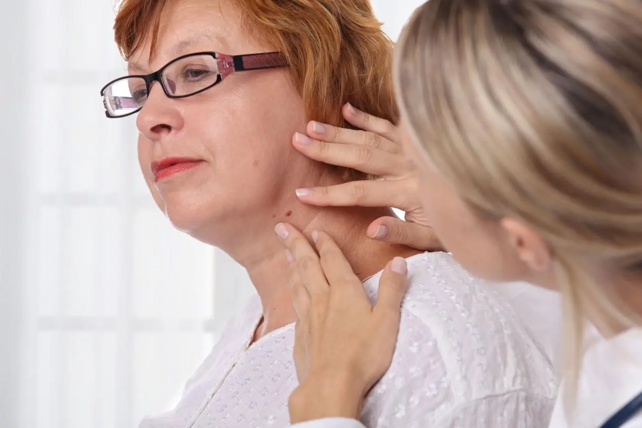 Why Is Your Neck Starting to Sag? Understanding the Most Common Causes