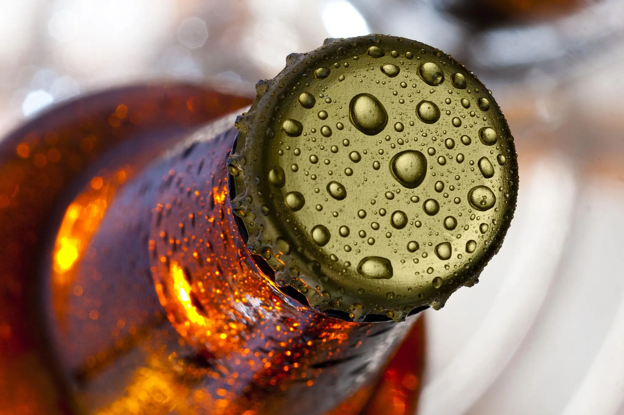 Hidden Dot on Bottle Caps? The Clever Feature That Makes Opening Bottles Much Easier
