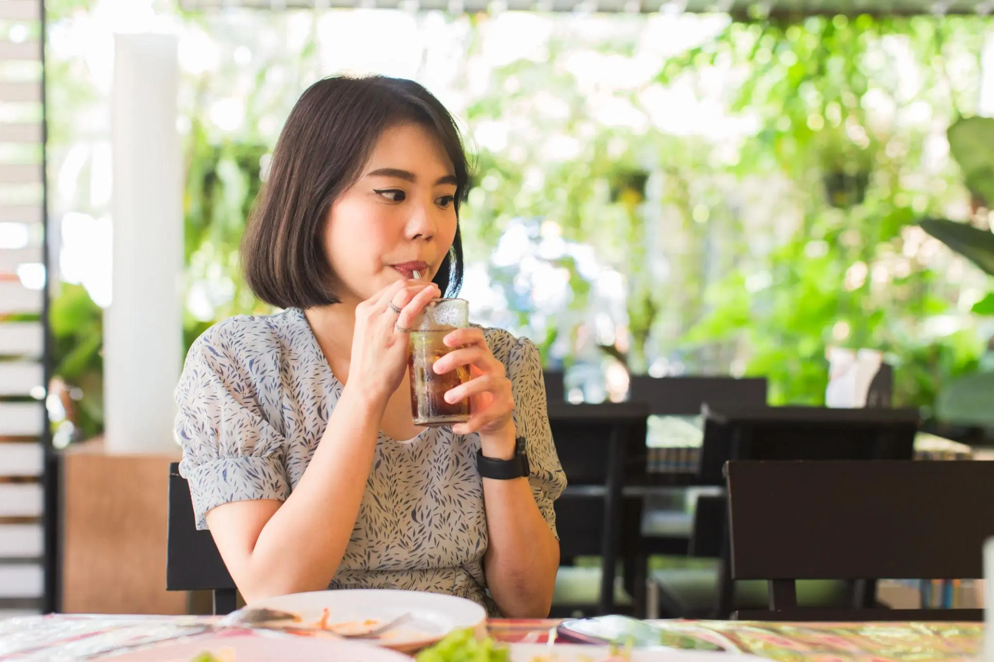 Doctors Warn: 5 Popular Drinks That May Be Damaging Your Bloo.d Vessels