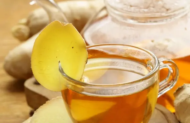 5 Drinks That May Help Reduce Acid Reflux and Heartburn Naturally