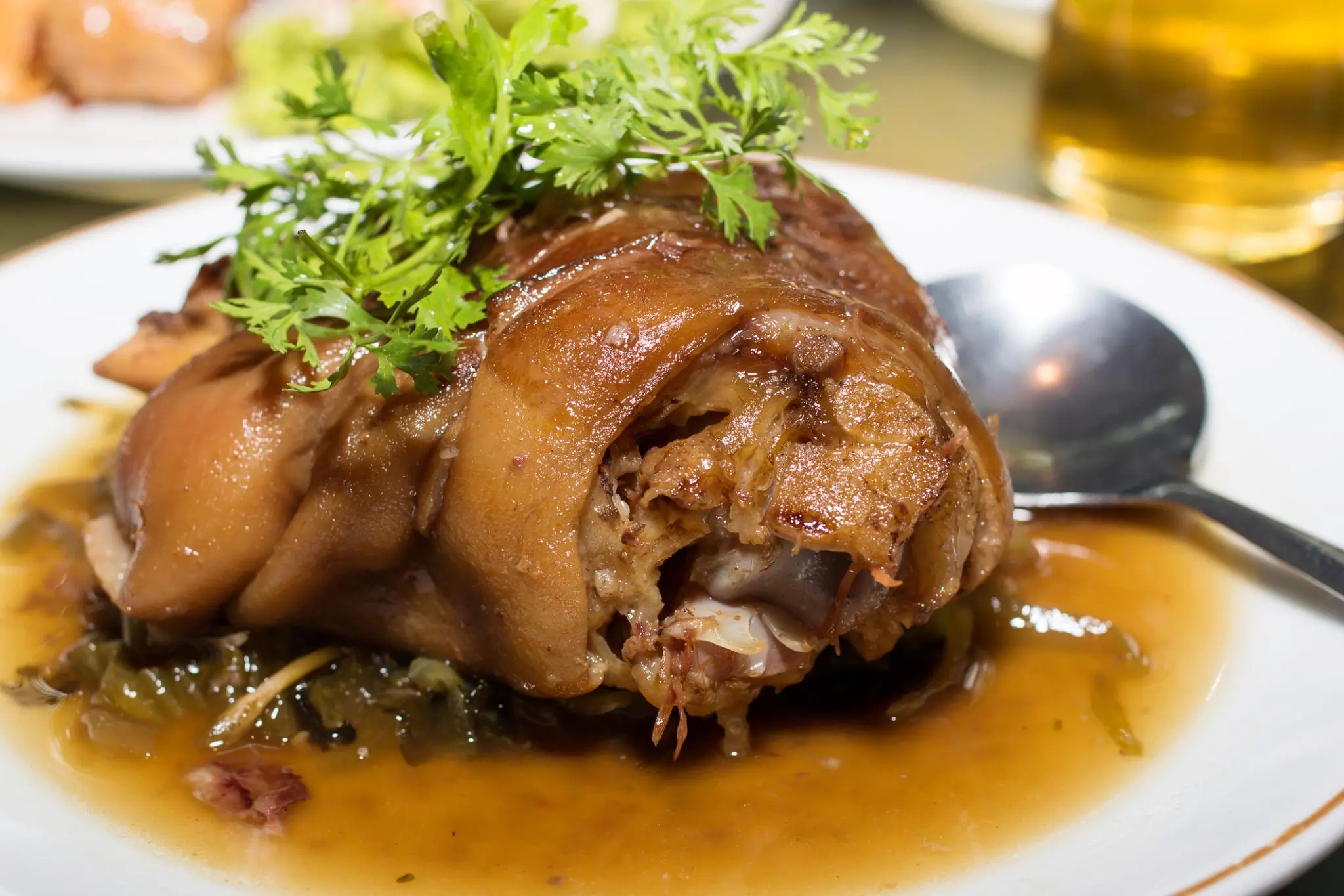 Pork Hock Every Day: 5 Changes Middle-Aged and Older Adults May Notice After Six Months