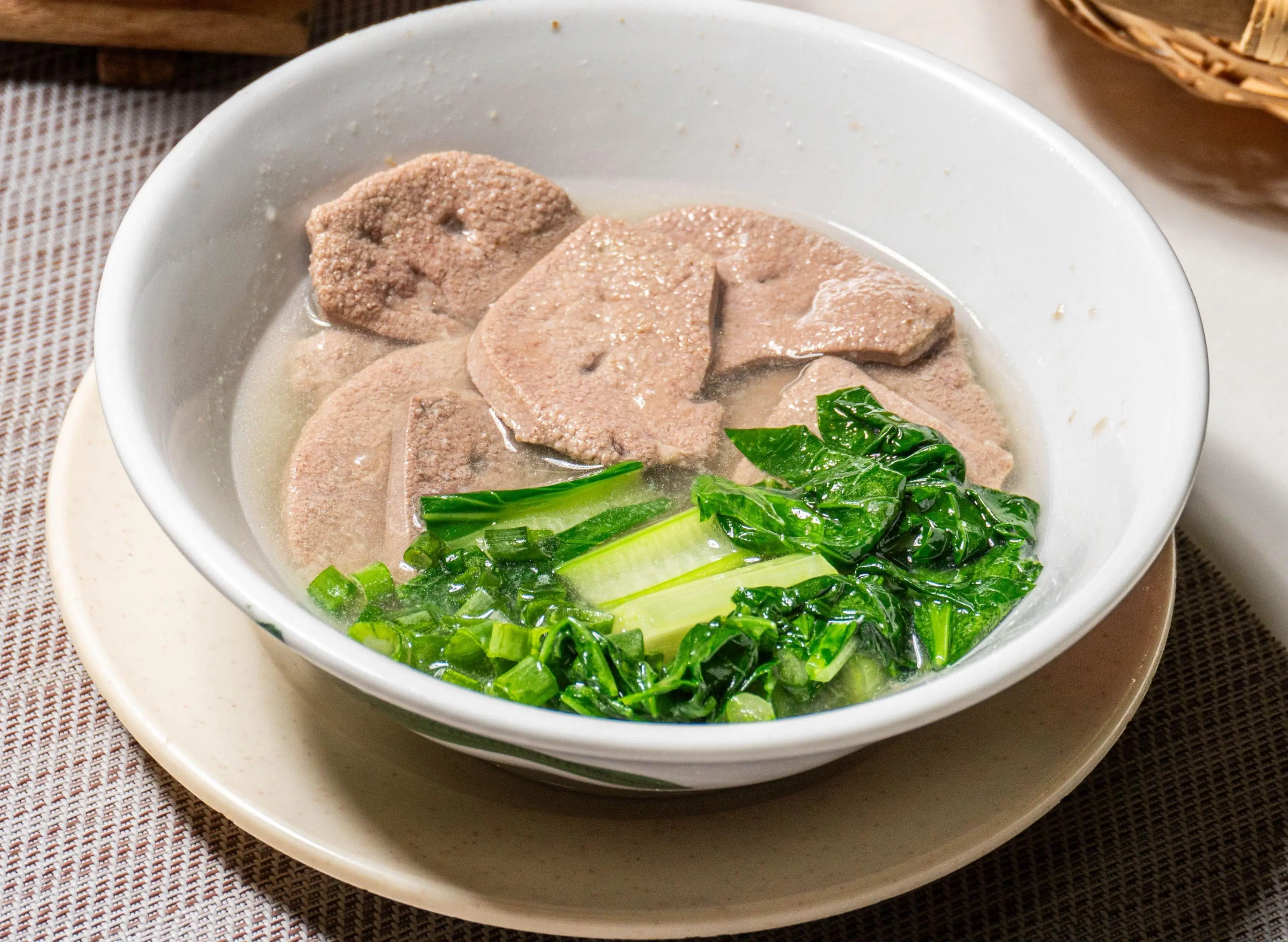 Doctors Warn About Three Popular Dishes That May Carry Hidden Food Safety Risks