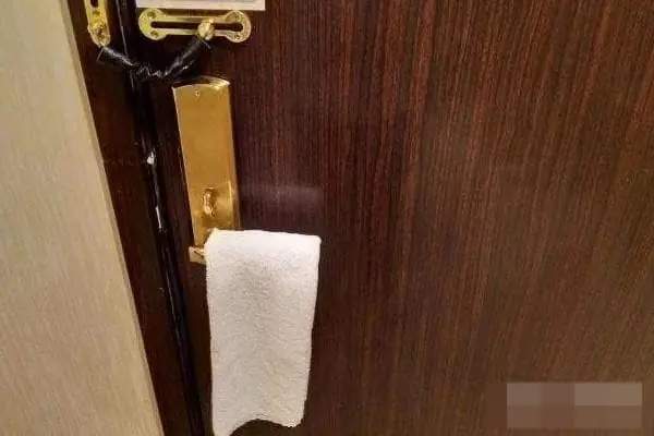 The Door Handle Towel Trick: What You Should Know