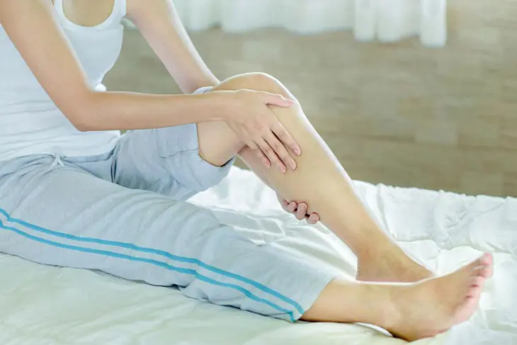 Nighttime Leg Cramps: Possible Reasons and Healthy Ways to Find Relief