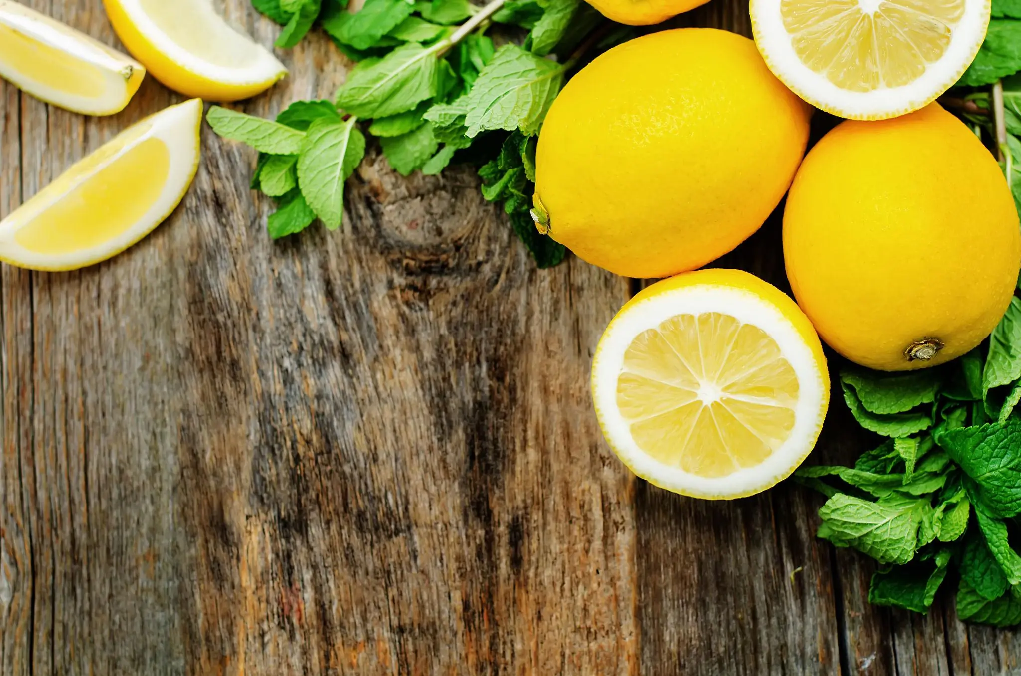 He Drank Lemon Water Every Day for Two Years to Support His Blo.od Pressure—Here's What Happened