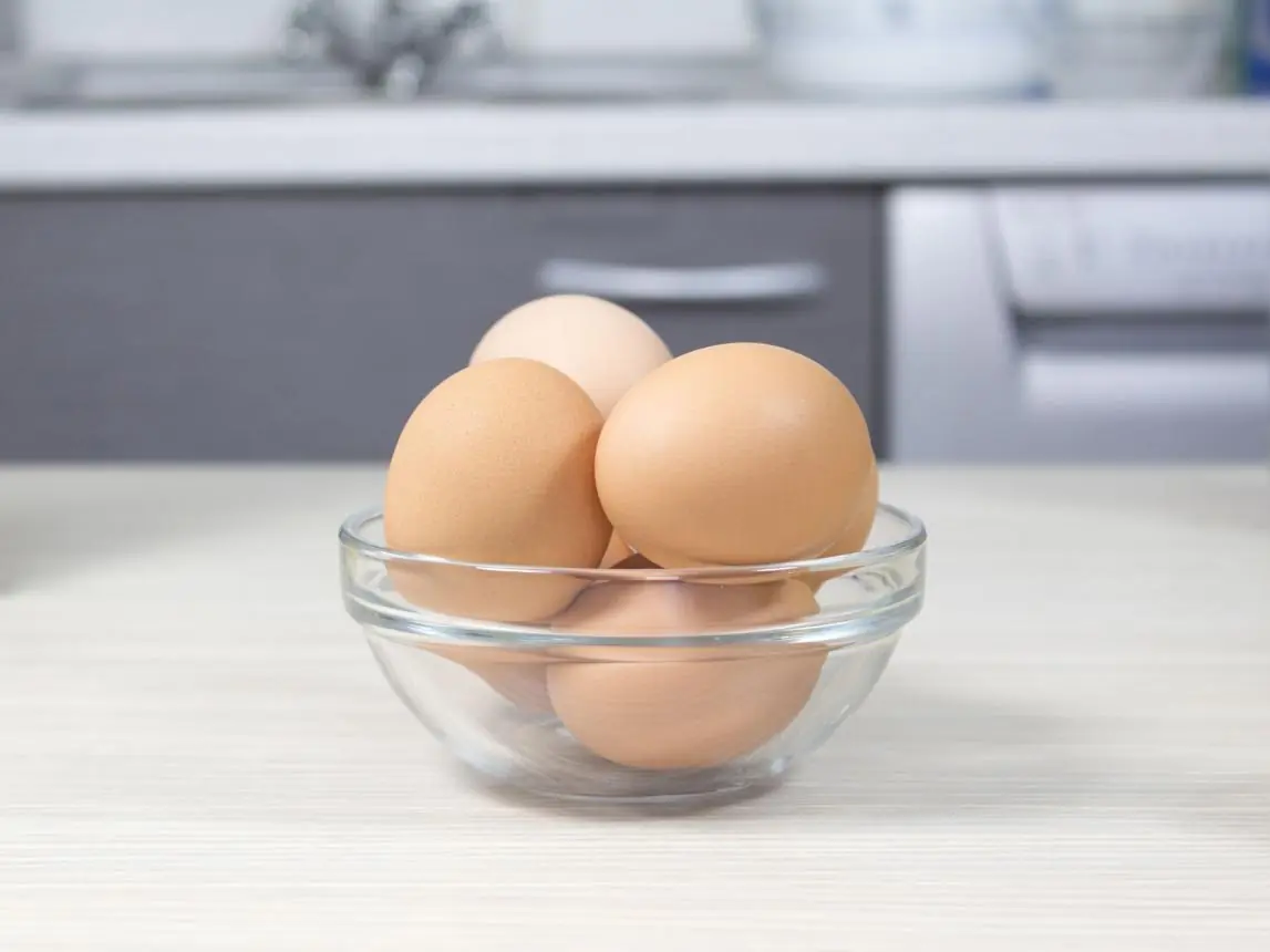 Doctors Warn: 4 Common Mistakes When Cooking Eggs That May Increase the Risk of Foodborne Illness
