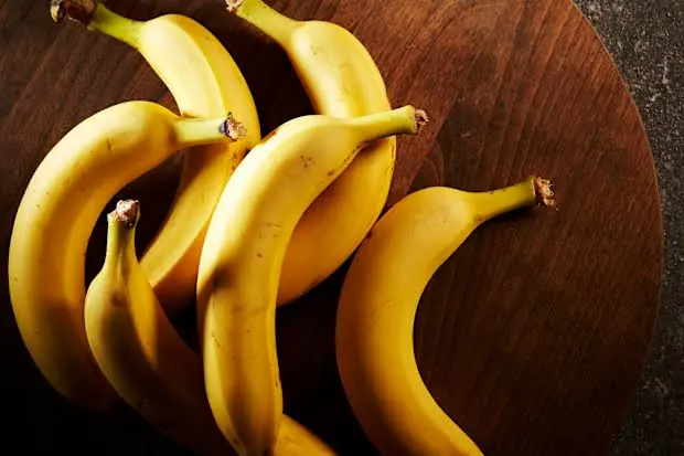 The Truth About Eating Bananas Before Bed—Benefits and Drawbacks Explained