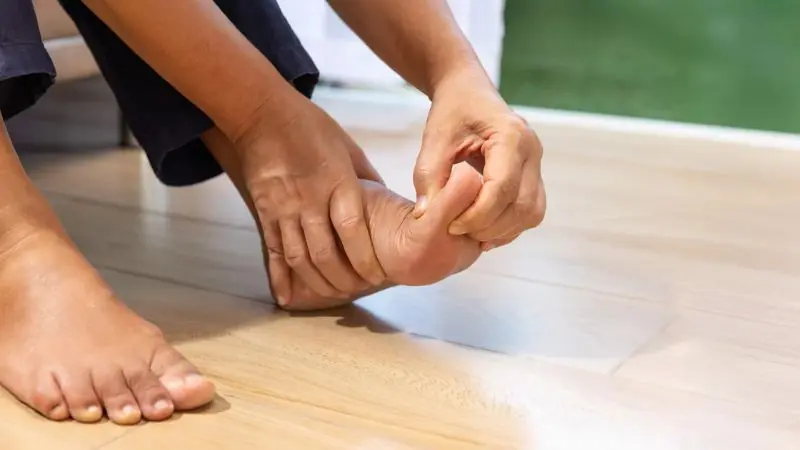 Your Legs Could Be Telling You Something Important - 4 Symptoms to Watch For