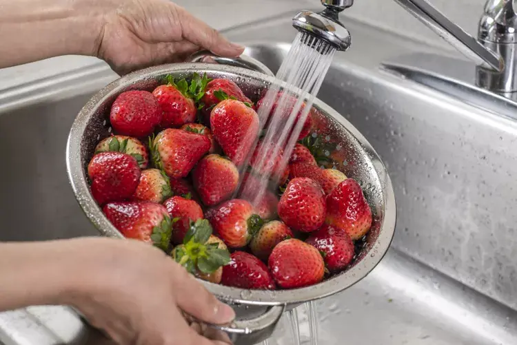 Are Strawberries Really Dirty?