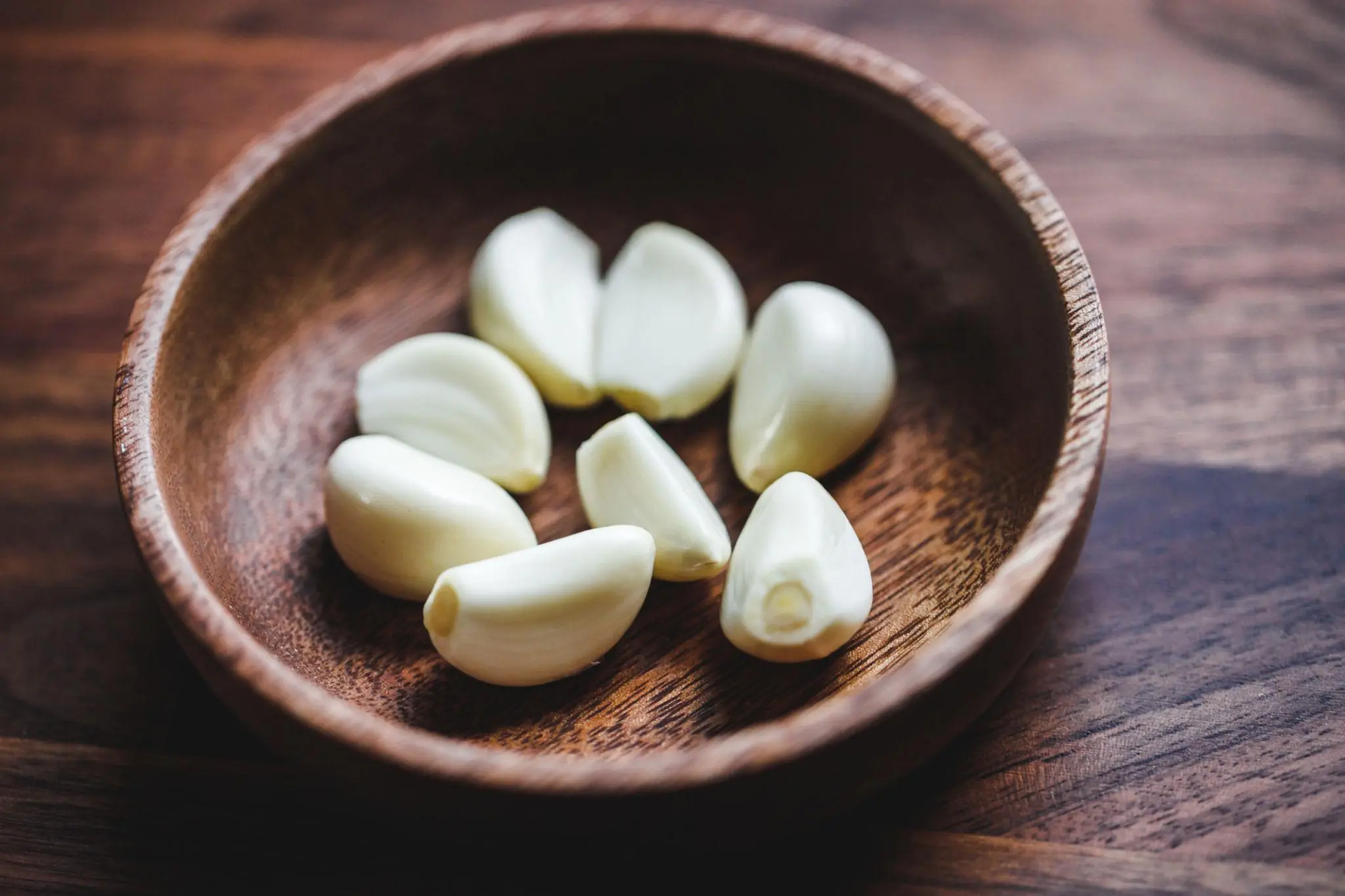 Garlic Is Healthy—But These 4 Groups of People Should Be Careful