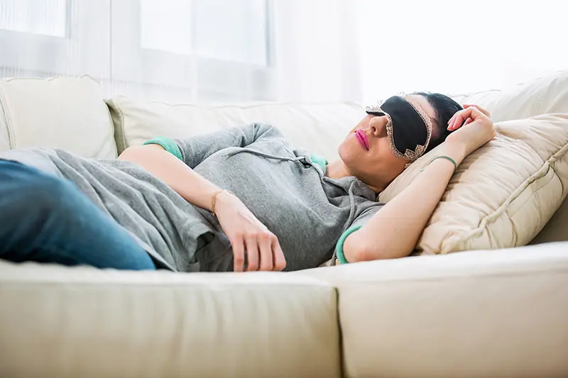 How Daytime Naps May Influence Your Sleep and Overall Health