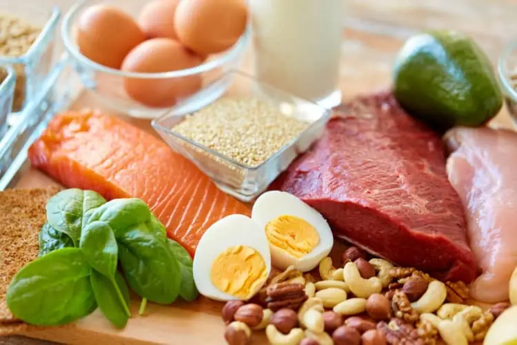 12 Nutrient-Rich Foods That May Help Support Can.cer Prevention