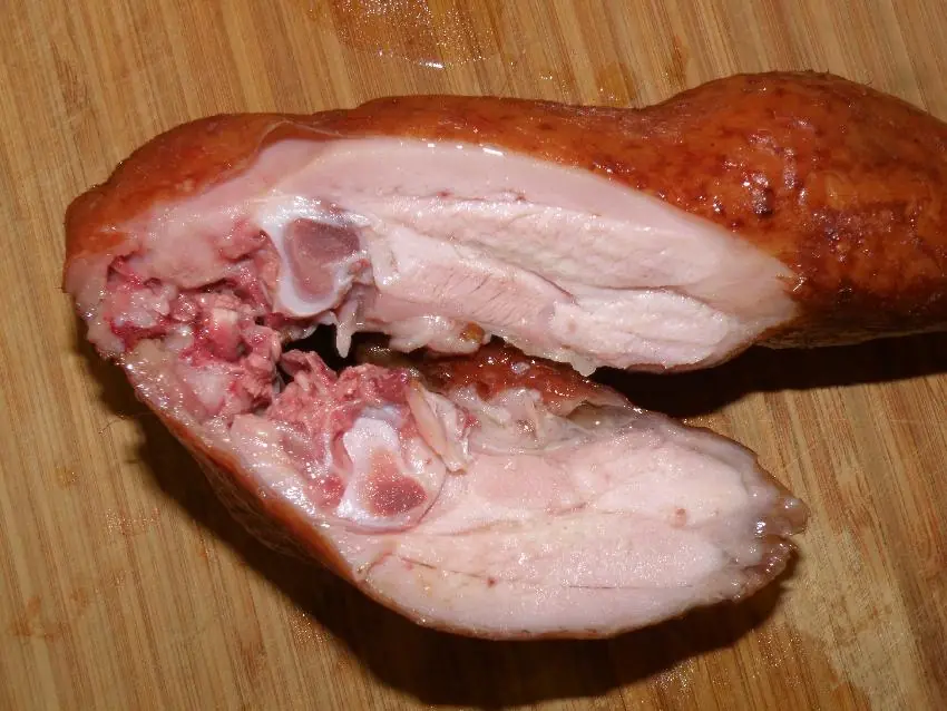 Chicken Bones Still Red After Cooking? Here's What It Really Means