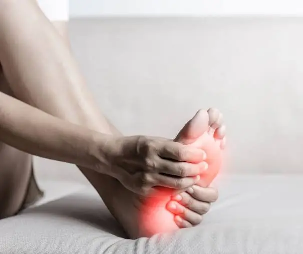 If Your First Steps in the Morning Hurt, Your Heels May Be Telling You Something