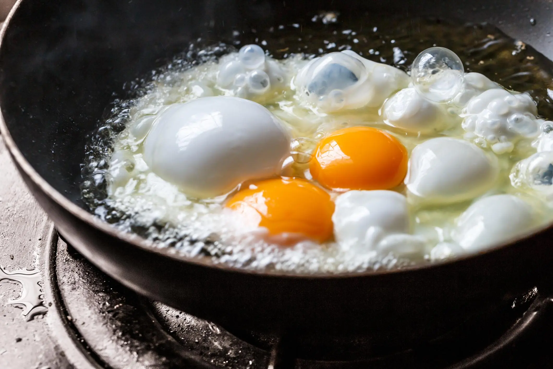 Can Eating Eggs the Wrong Way Really Be Dangerous? Separating Facts From Fear