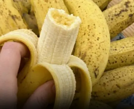 If You're Over 50, Eating One Banana a Day Could Be...