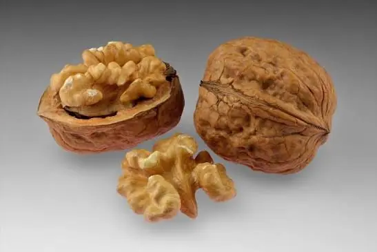 What Happens If You Eat Walnuts Every Day? The Answer May Surprise You