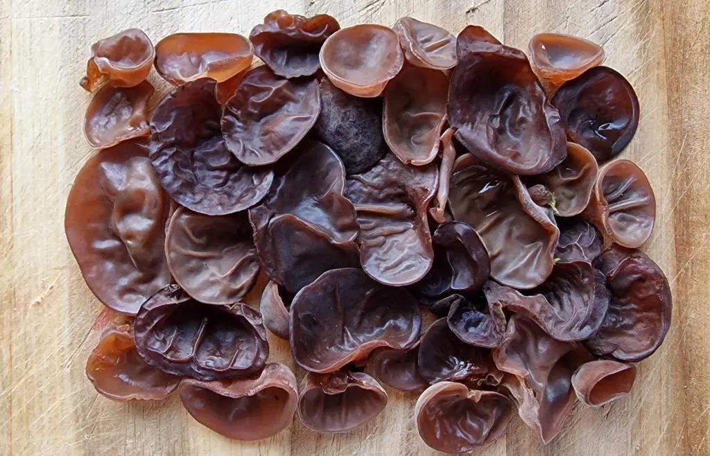 The Hidden Danger of Moldy Wood Ear Mushrooms: Understanding Bongkrekic Acid