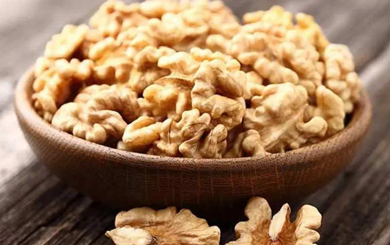 Eating Walnuts Regularly? Doctors Reveal What May Happen Inside Your Body