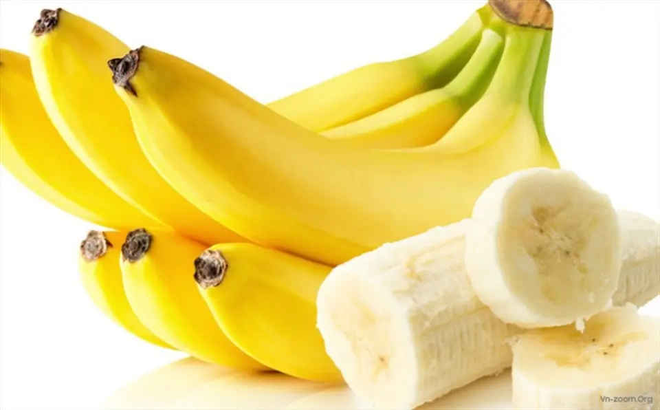 Eating a Banana Before Bed May Affect Your Body in More Ways Than You Think