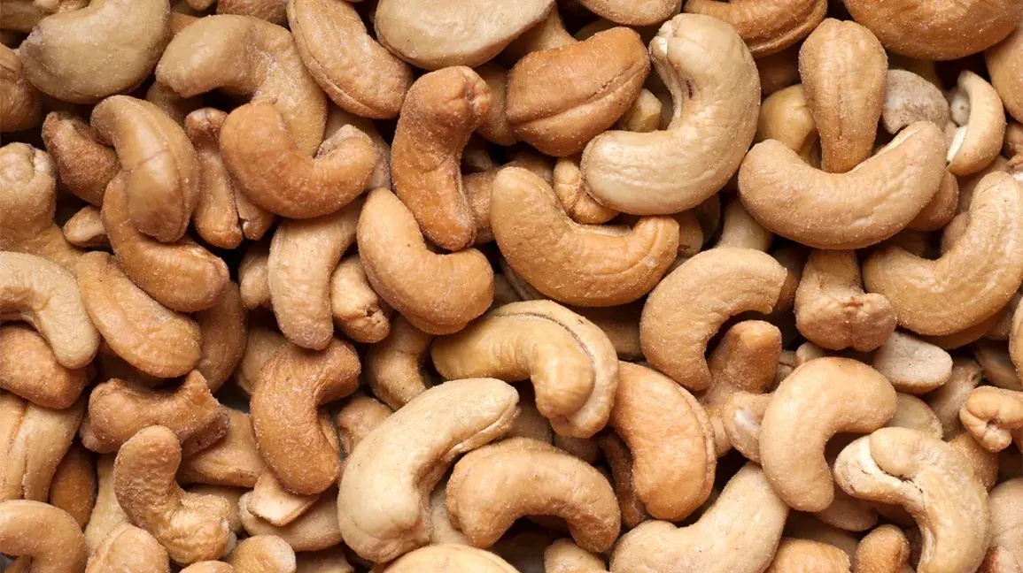 You Eat Cashews, But Do You Know How They May Affect Your Body?