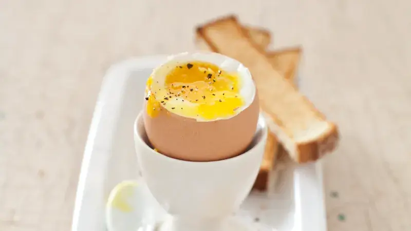 Start Your Day With Eggs? Here’s How This Simple Breakfast May Affect Your Body