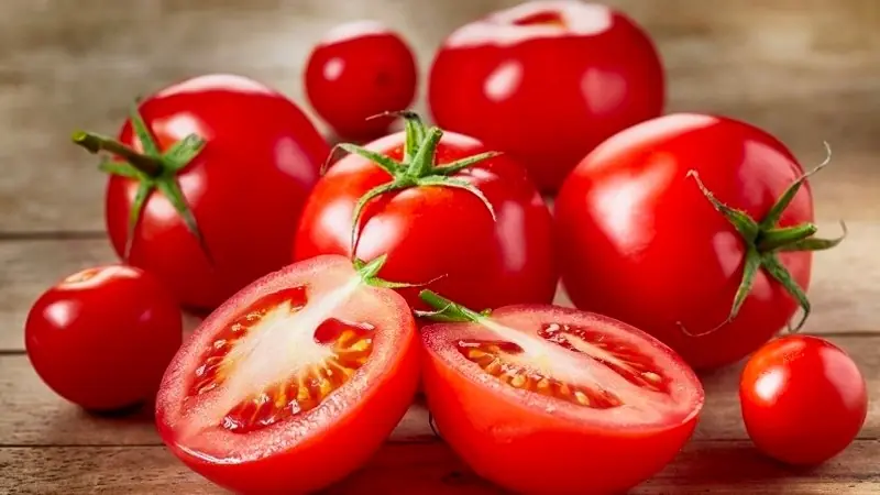 The Truth About Eating Tomatoes: What Doctors Want You to Know