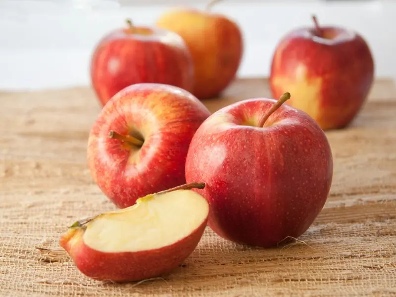 What Happens When You Eat an Apple Every Day? Here's What to Know