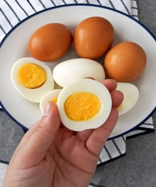 Doctors reveal that eating eggs in the morning causes ...